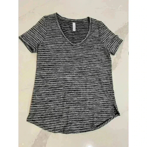 Athleta Tops - Athleta Women's Small Shirt Gray White Striped Short Sleeve V-Neck Tee